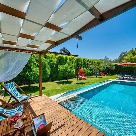 Yakamoz Villa *
