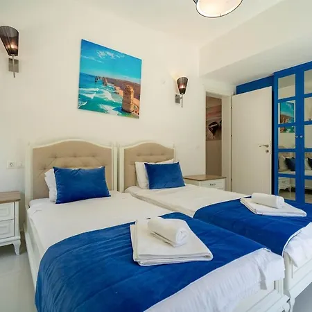 Yakamoz Villa *